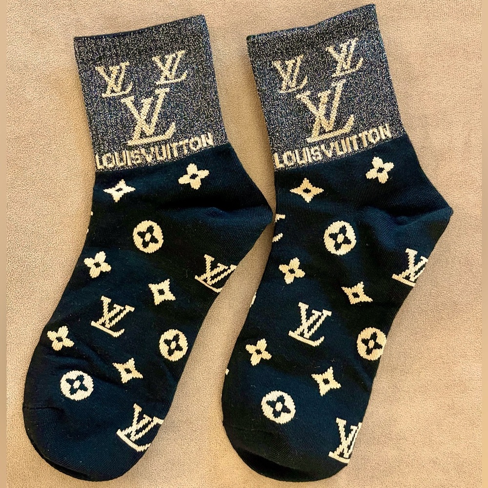 🧦 Monogram Socks 🧦 - Picture 12 of 17